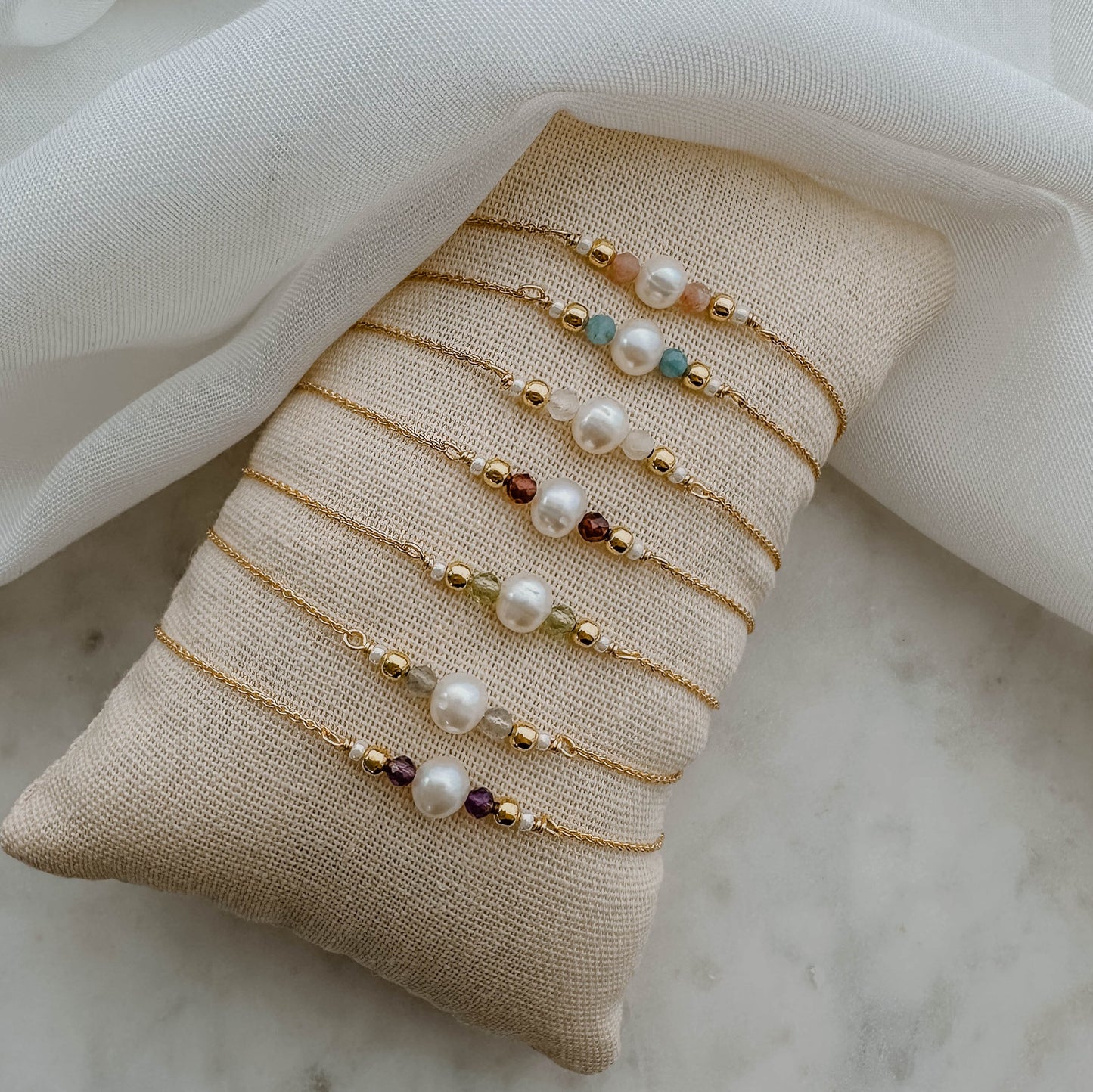 Esme | Edelsteinarmband mit Süßwasserperle