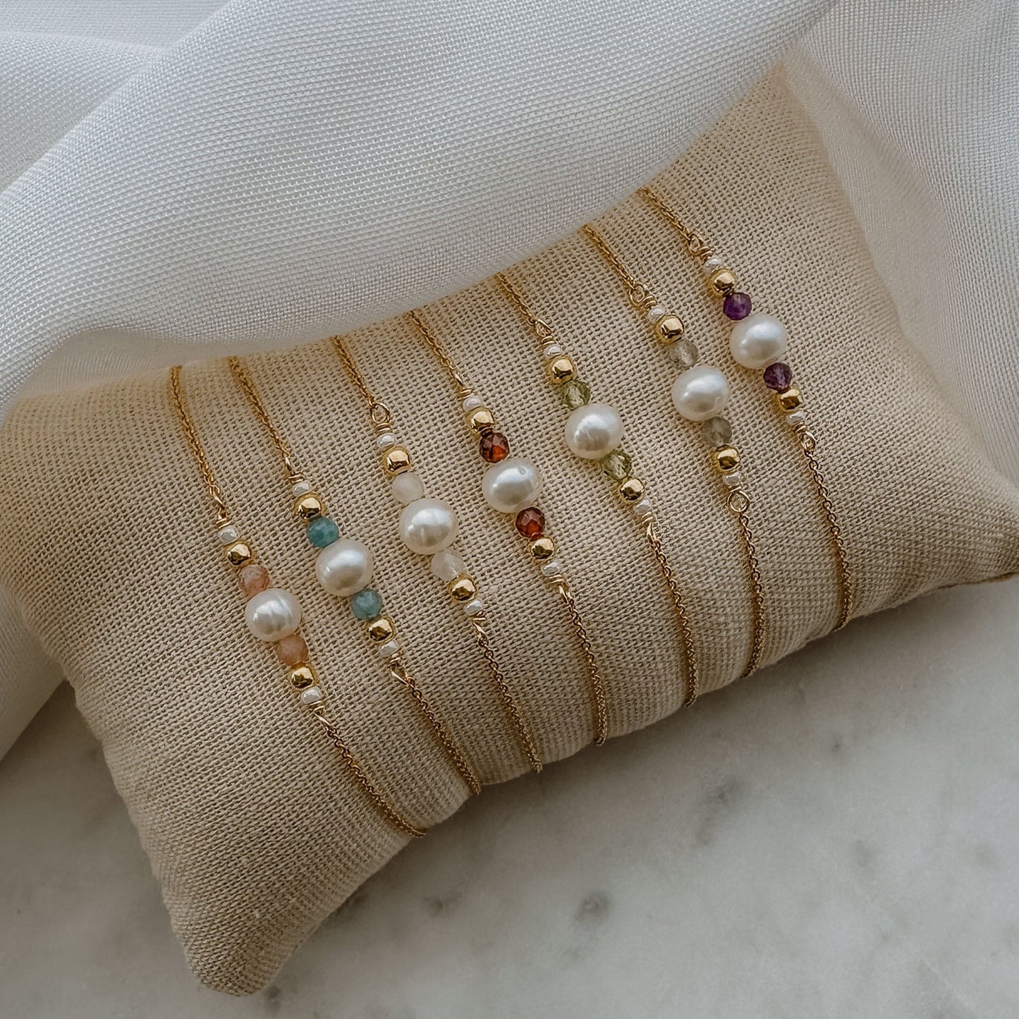 Esme | Edelsteinarmband mit Süßwasserperle