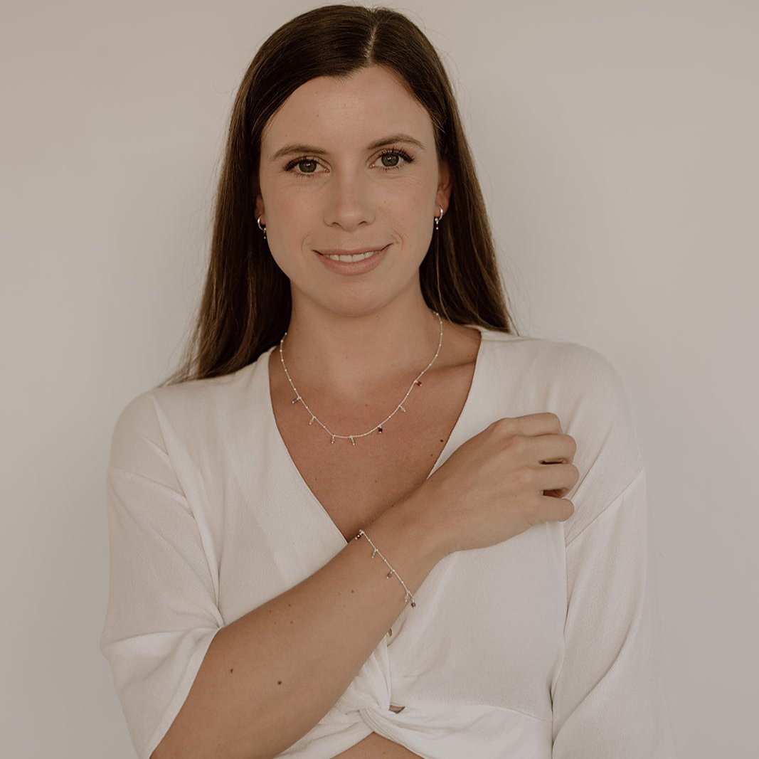 Cleo mit Edelsteinen | Armband mit Edelstein-Anhängern