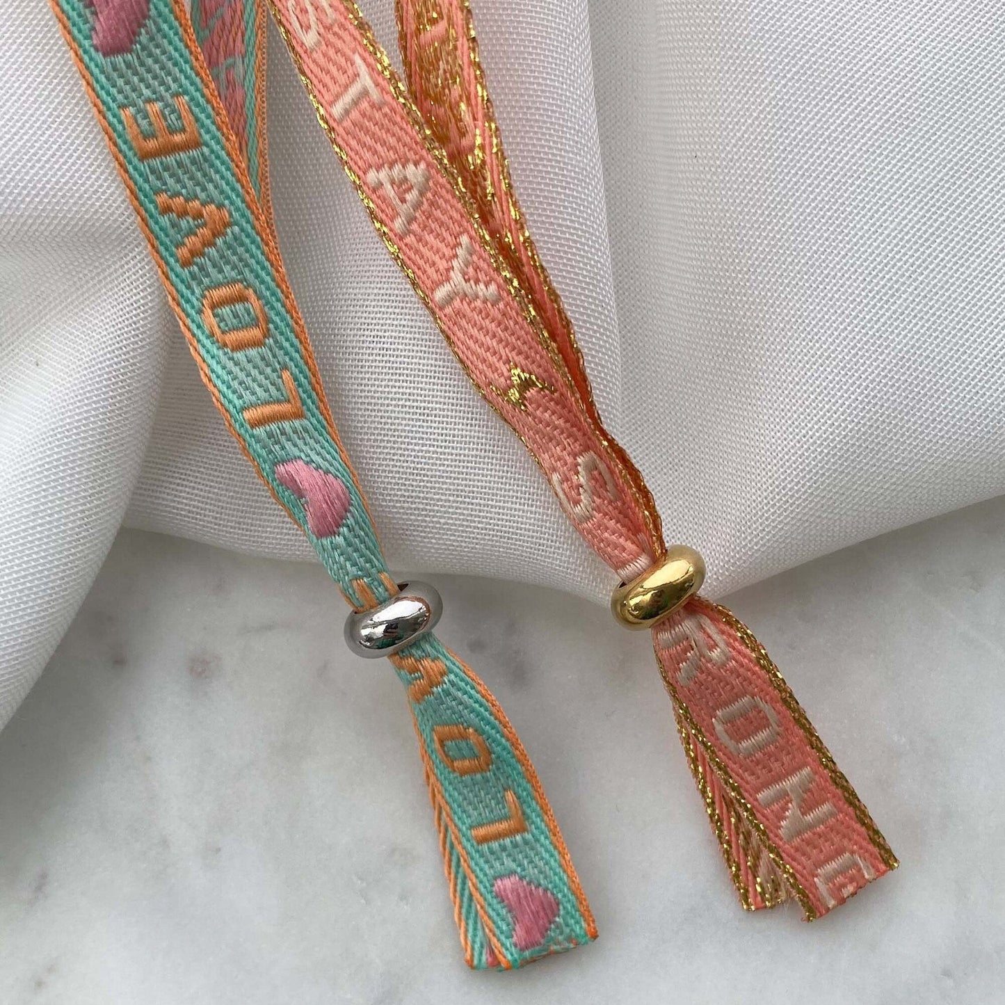 Freundschafts-Armband aus Stoff