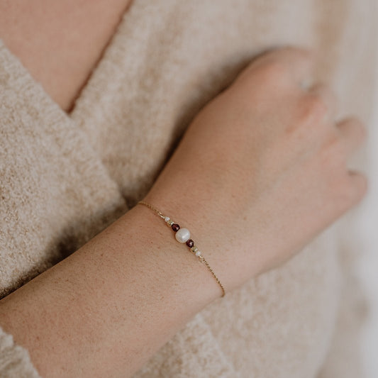 Esme | Edelsteinarmband mit Süßwasserperle