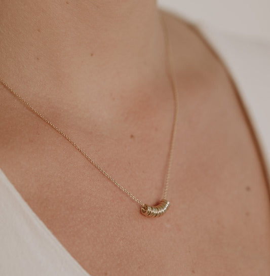 Nora | zarte Kette mit kleinen Kreisen